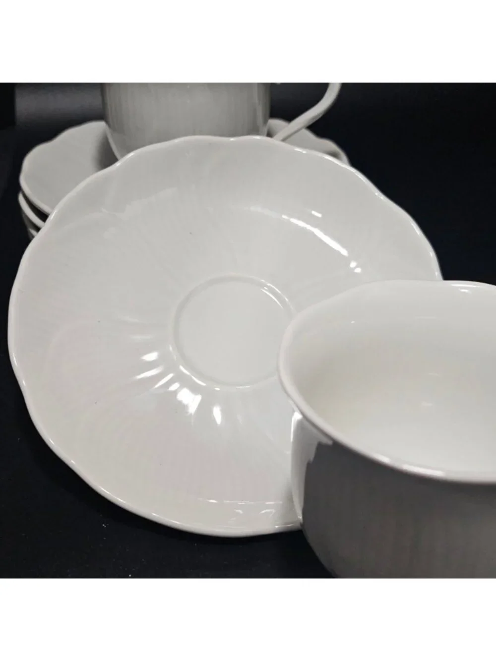 6 Mikasa Spring Magnolia Saucer Plates 6